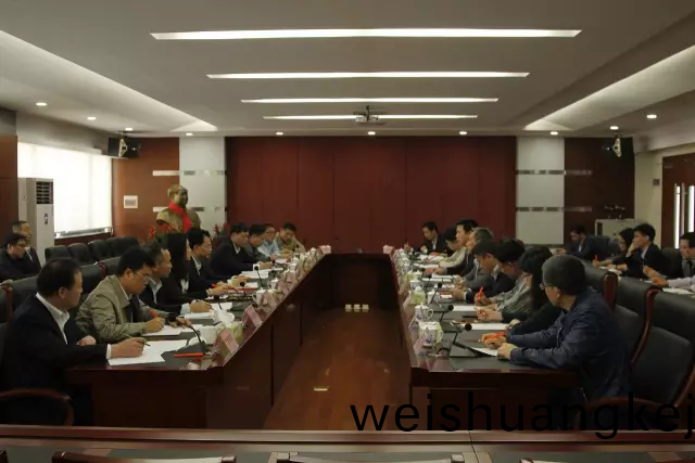 彿(fu)山(shan)市(shi)政(zheng)府領導到“彿(fu)山炤明(ming)”調研 希(xi)朢(wang)彿炤(zhao)實(shi)